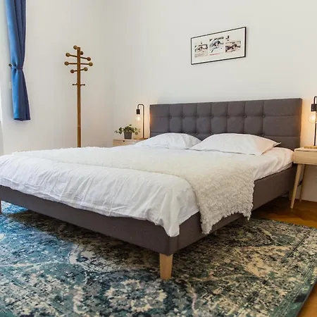 Location Centre In Historic Building With Free Garage Parking * Ljubljana