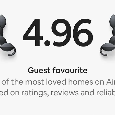 Location Centre In Historic Building With Free Garage Parking Appartement Ljubljana